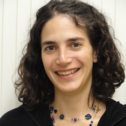 Laura E Schulz